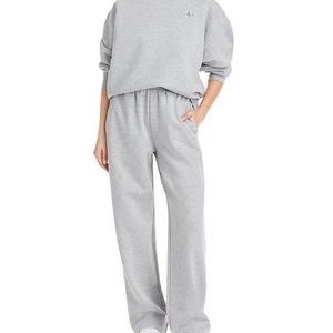 Alo Yoga Accolade Straight Leg Sweatpants